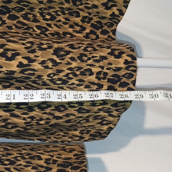 Tomorrow’s Mother leopard print top size medium - Picture 4 of 10